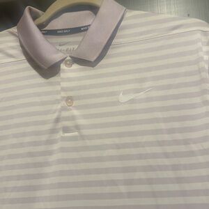 Men’s Nike shirt like new size medium